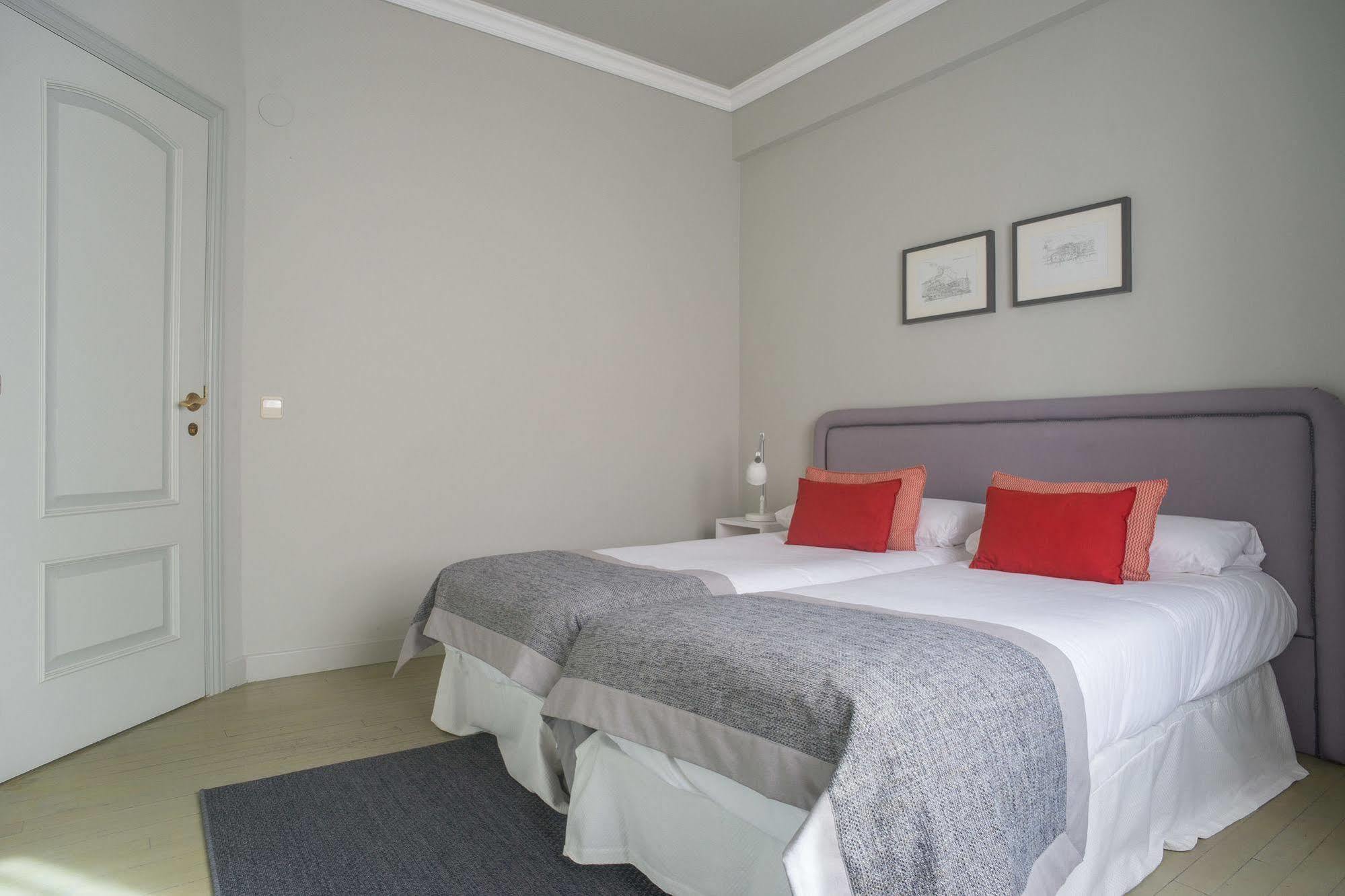 La Plage Zurriola - Ib. Apartments San Sebastián Exteriör bild
